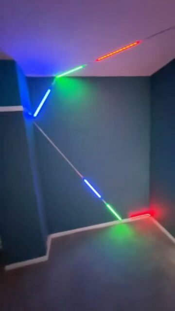 Flush fit LED profile design installation 

#led #ledprofile #bristol #bath #southglos #plaster #plastering #bespoke #ai #renovation #flush #teal #decor #decoration #decorating #vison