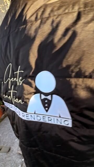 Another council property done with a rough cast finish ✅

@knauf.pft @dewalttoolsuk @fassabortolouk @fassabortolo @refina @marshalltowncompany @bluedolphintapes 

#bristol #plaster #plastering #render #bath #venetian #silicone #renovation #rendering #bespoke #pft #work #hardwork #success #business