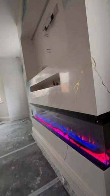 High shine Grasello finish for one of the nicest customers we had all last year was a pleasure to do this one 🫡

#plaster #bristol #plastering #art #bath